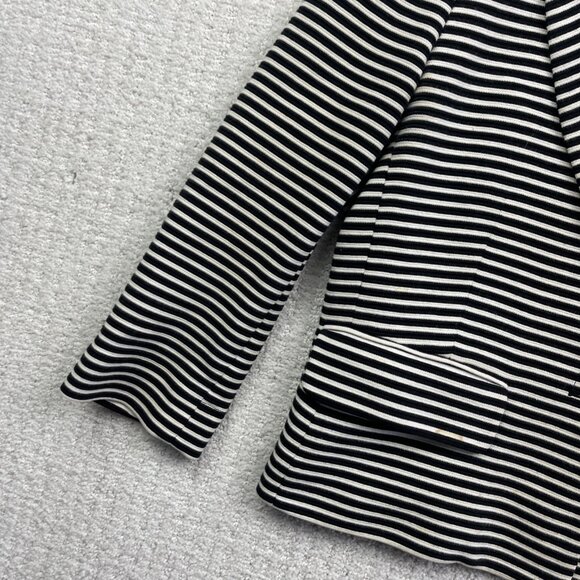 BCBG Maxazria Women Black / White Striped Blazer Jacket Size Small Preppy Glam - Picture 2 of 14